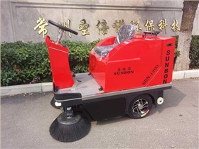 外地購(gòu)買(mǎi)小型電動(dòng)掃地車(chē)能得到好的服務(wù)嗎