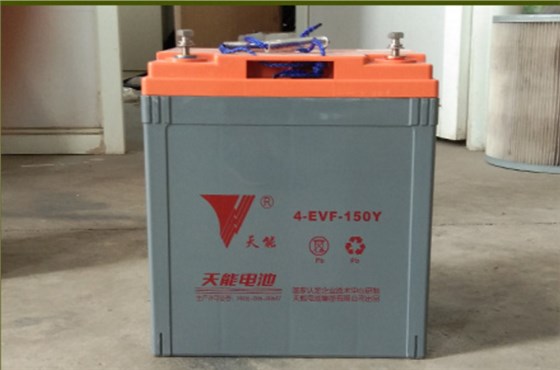 電動掃地車多使用免維護鉛酸電池 電動掃地車多使用免維護鉛酸電池