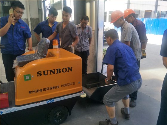 小型車間掃地機順利交付—泰興客戶見證 小型車間掃地機順利交付—泰興客戶見證