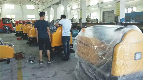 小型車間掃地機陸續出貨江蘇沙鋼集團 小型車間掃地機陸續出貨江蘇沙鋼集團