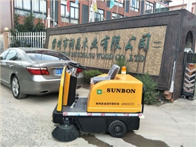 哪些企業適合使用小型電動掃地車 哪些企業適合使用小型電動掃地車