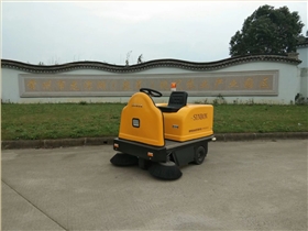 小型電動(dòng)掃地車在市政環(huán)衛(wèi)有哪些作用 小型電動(dòng)掃地車在市政環(huán)衛(wèi)有哪些作用