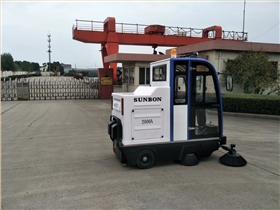 貨場碼頭用何種電動掃地機 貨場碼頭用何種電動掃地機