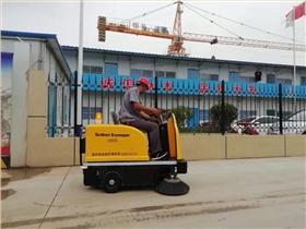 哪里有好的掃地車賣 哪里有好的掃地車賣