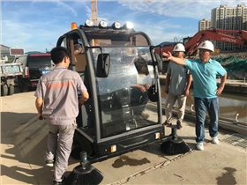 工地掃地車什么樣，多少錢一臺(tái)