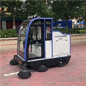 購(gòu)買工業(yè)掃地車的好處有哪些?