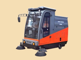 中小型電動(dòng)駕駛掃地車如此受歡迎？