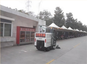 工業掃地車為企業保潔解決了哪些問題