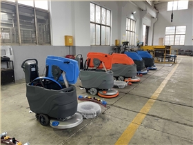 多功能電動洗地機(jī) 清潔各種地面輕松無損
