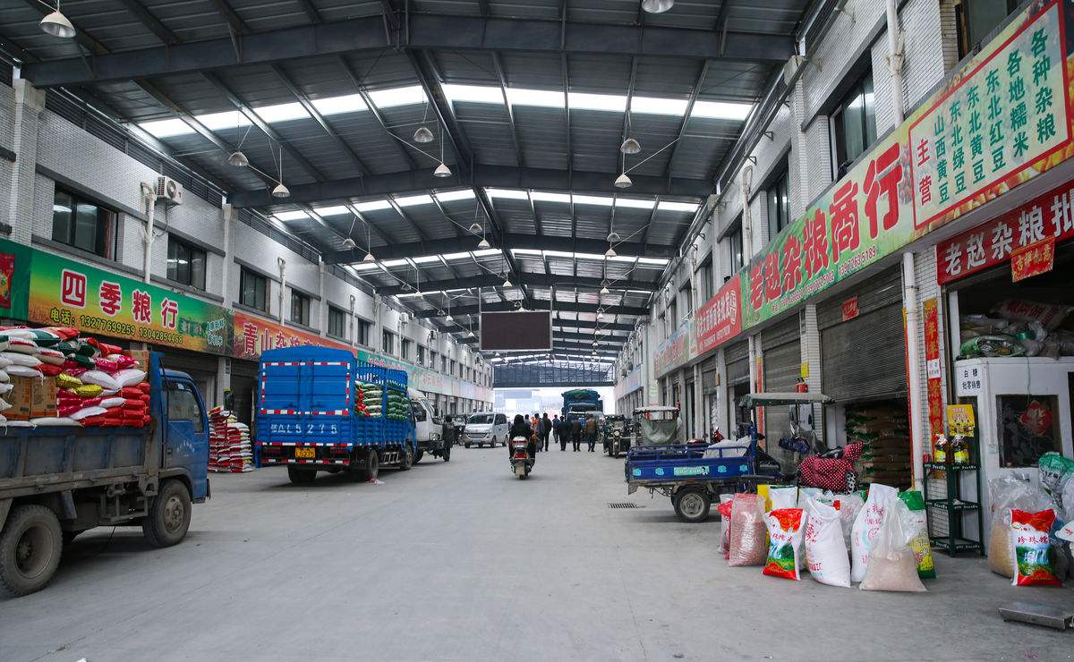 農(nóng)貿(mào)批發(fā)市場能用駕駛式掃地車嗎 農(nóng)貿(mào)批發(fā)市場能用駕駛式掃地車嗎