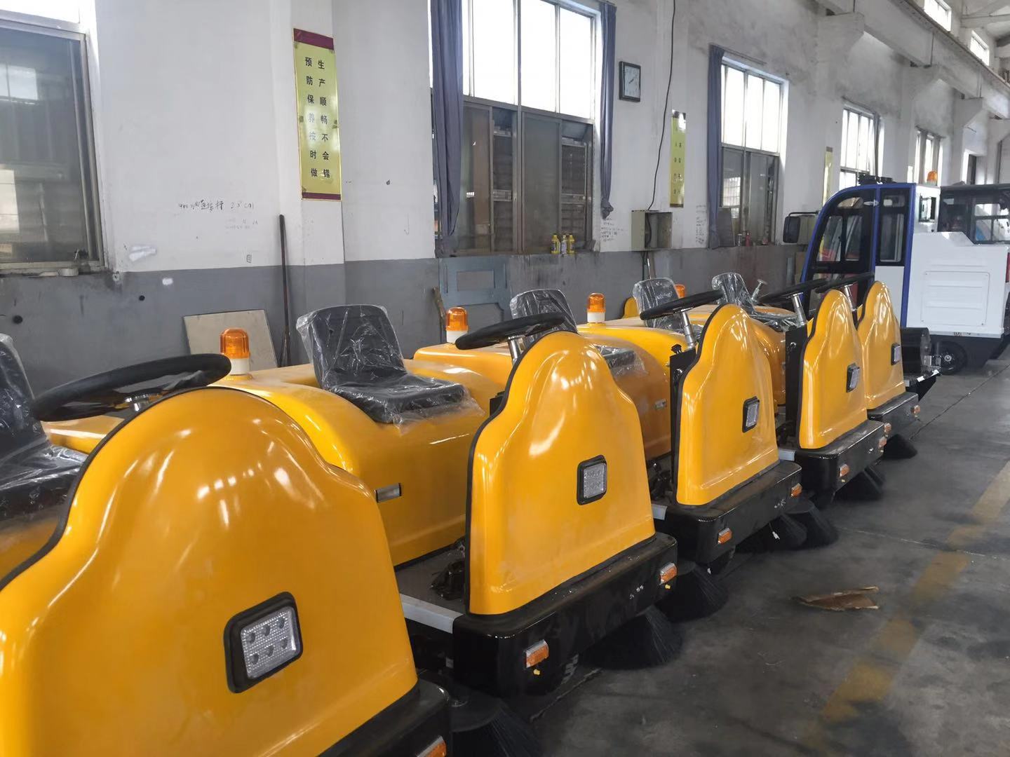 車間掃地車給工廠帶來哪些好處? 車間掃地車給工廠帶來哪些好處?