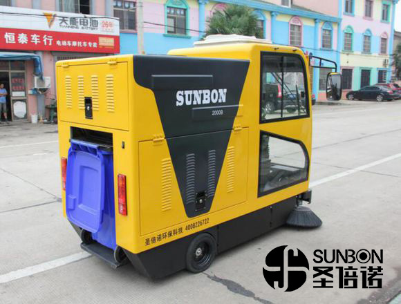 農(nóng)村馬路清掃用電動(dòng)掃路車的必要性 農(nóng)村馬路清掃用電動(dòng)掃路車的必要性