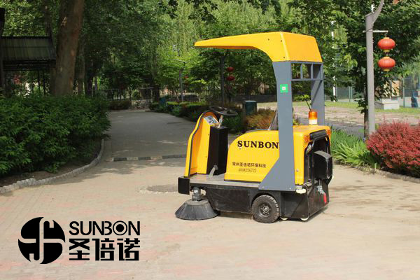 公園景區用小型清掃車效果如何? 公園景區用小型清掃車效果如何?