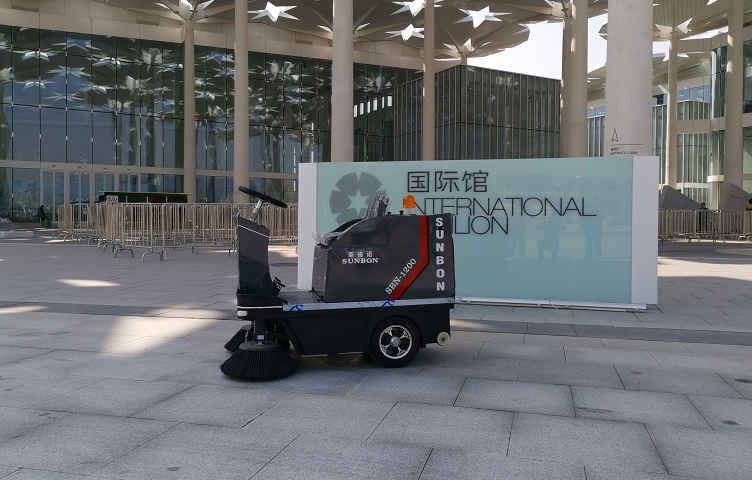 小型電動掃地車走進2019北京世園會 小型電動掃地車走進2019北京世園會