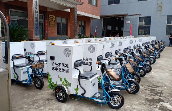江西贛州定制的40臺(tái)電動(dòng)吸塵車整裝待發(fā) 江西贛州定制的40臺(tái)電動(dòng)吸塵車整裝待發(fā)