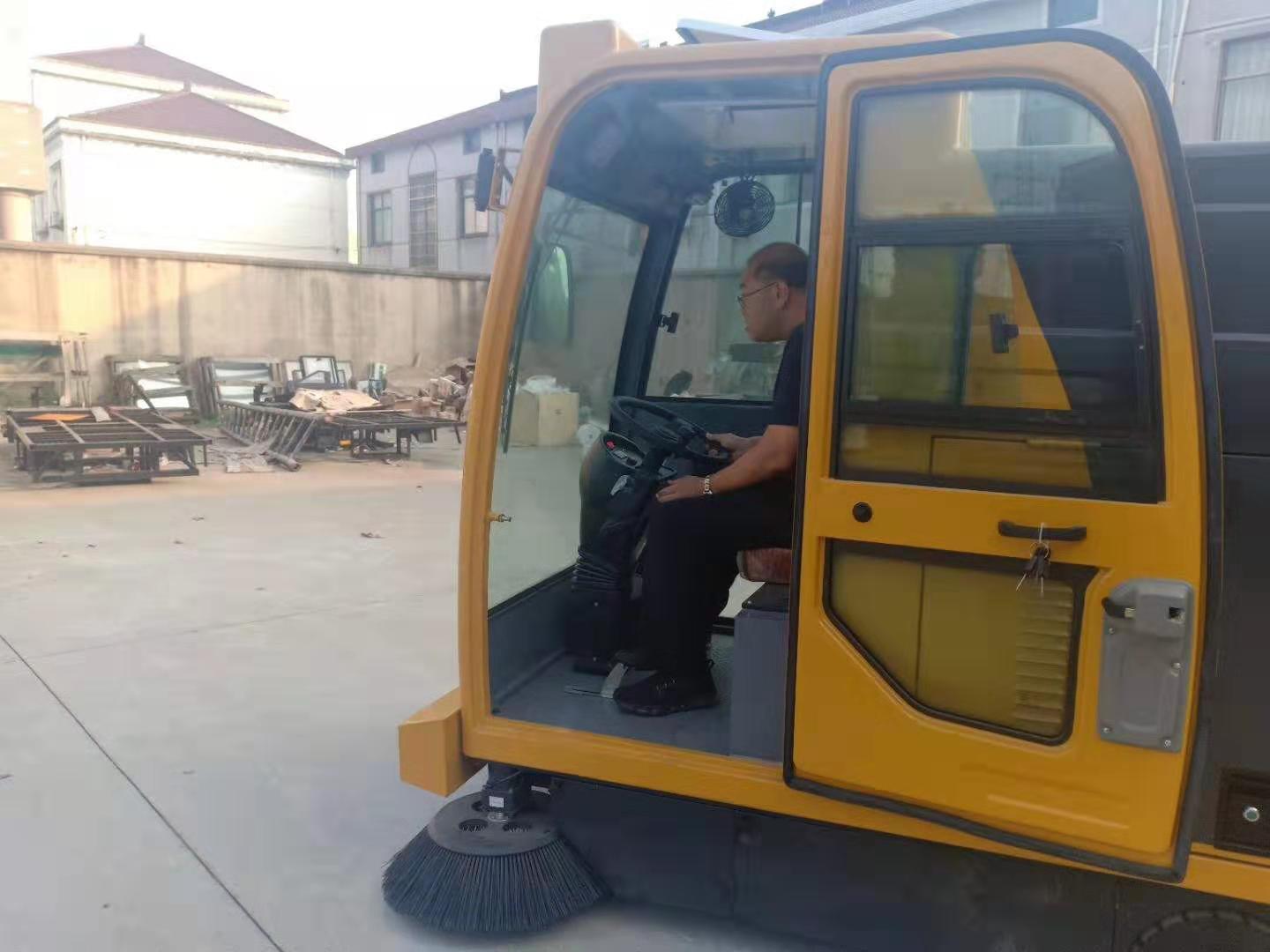 電動掃地車2000a 電動掃地車2000a