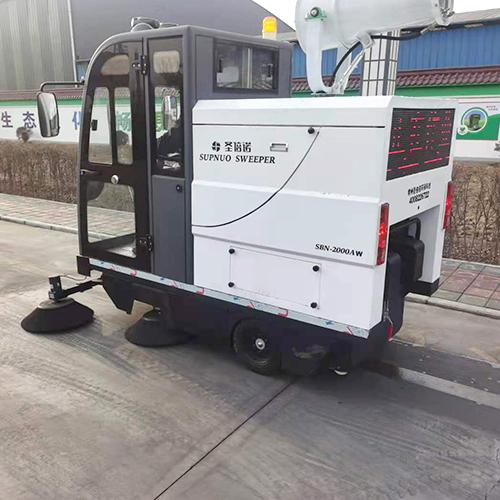 小型清掃車貴不貴，有哪些優(yōu)點(diǎn)
