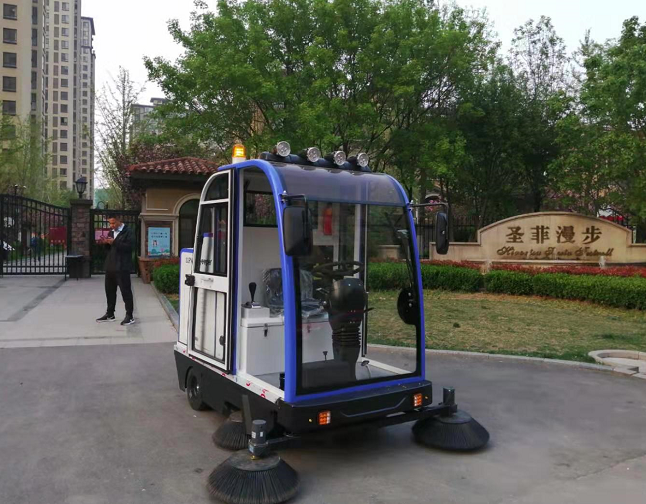 小型電動掃地車相關介紹