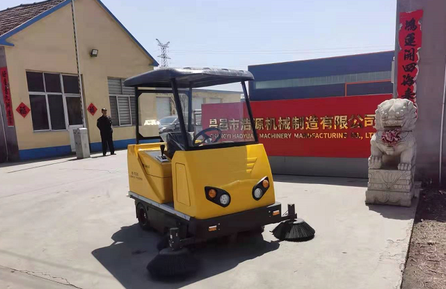 小型電動掃地車有哪些清潔技能