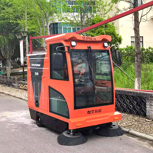 小型電動清掃車應用鄉村建設非常重要