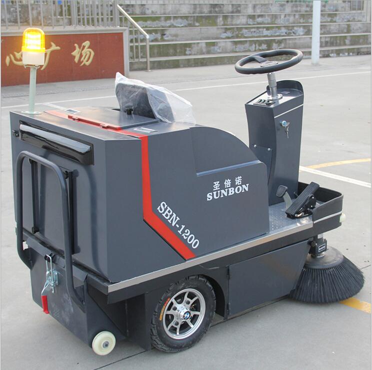 高性價(jià)比的小型工業(yè)掃地機(jī)了解下 高性價(jià)比的小型工業(yè)掃地機(jī)了解下